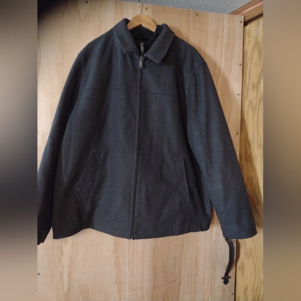 Men's Dockers Black XXL  Jacket .Double Zipper Closure.27 Width And 29 Length .